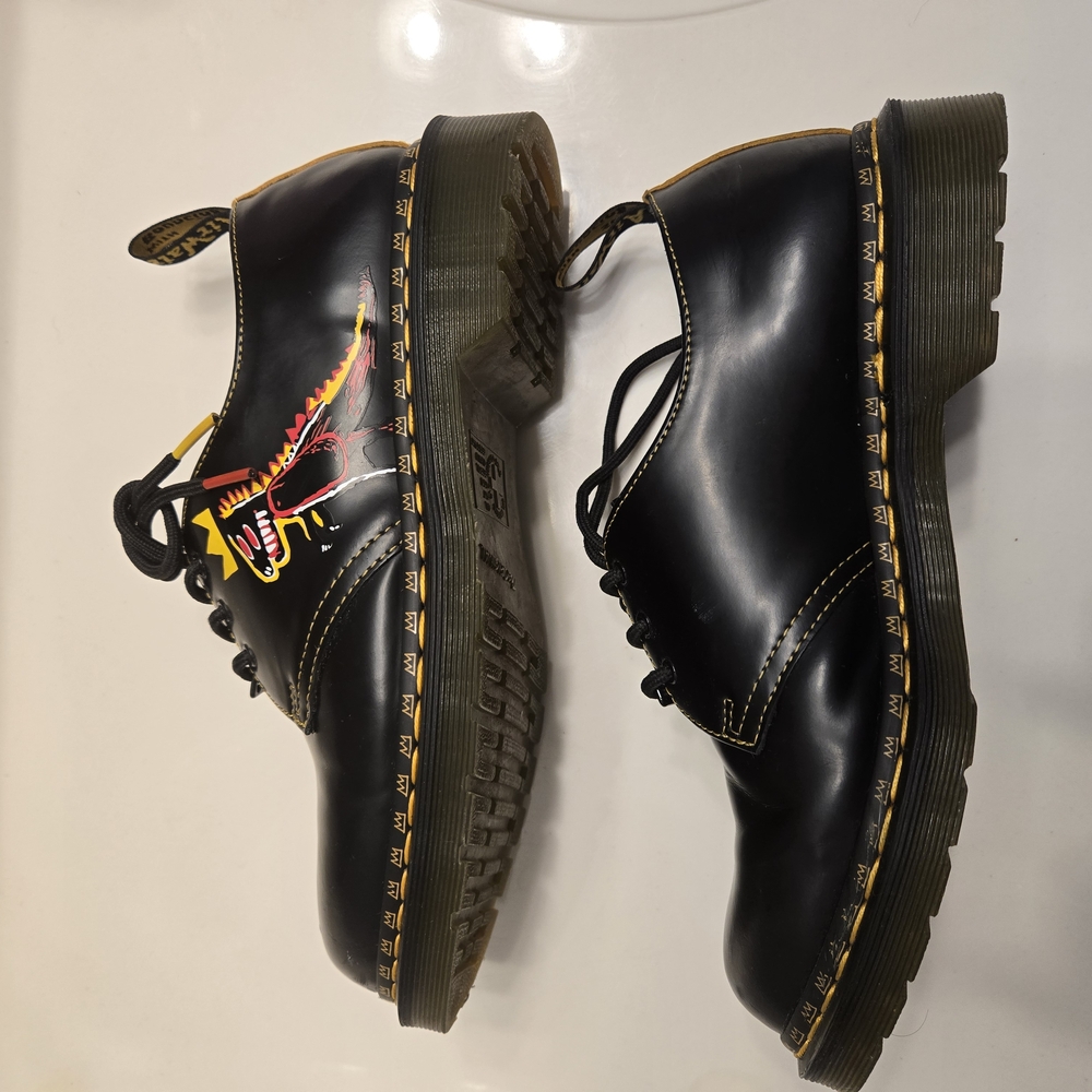 Black Leather Shoes with Graphic Design